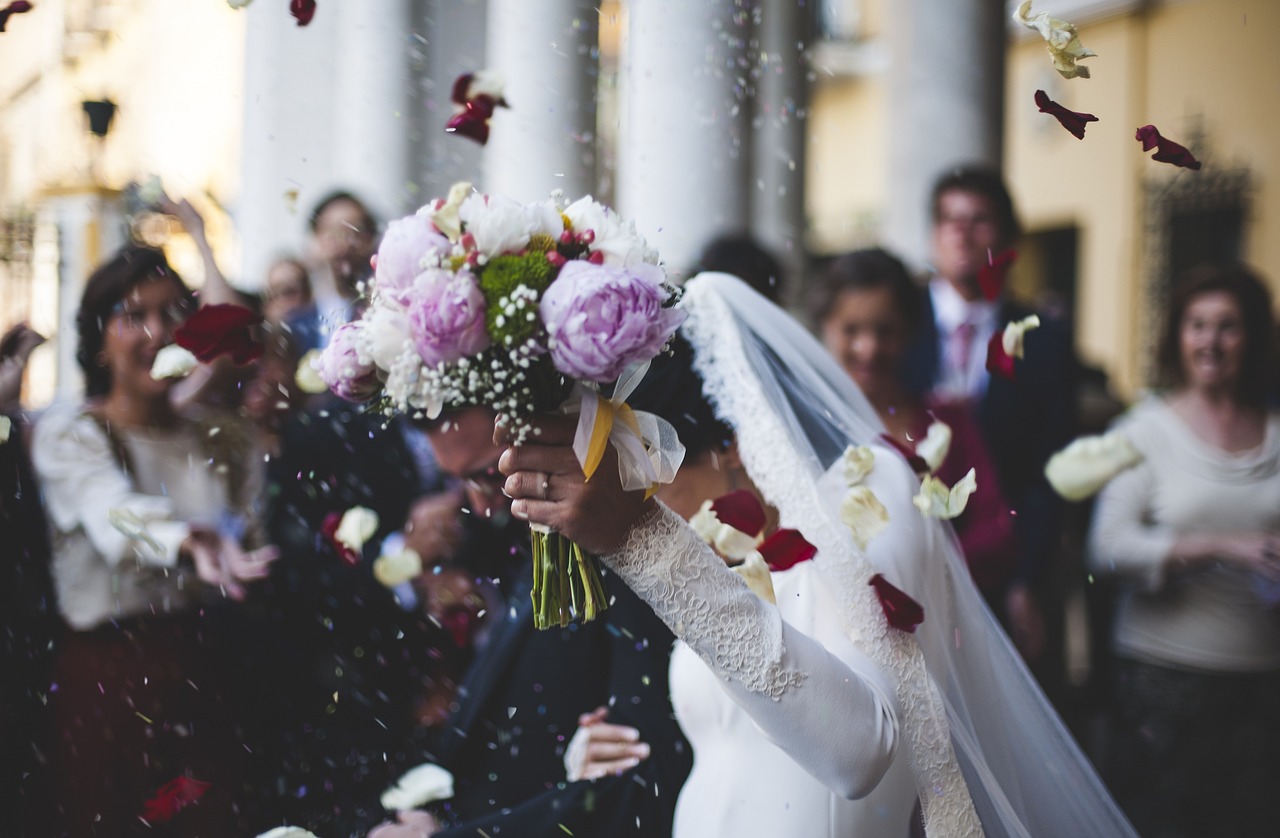 Choisir les Fleurs et la Décoration : Créez un Jardin d'Amour pour Votre Mariage