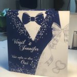 N°219 – Faire-part Mariage Costume bleu marine roi et blanc noeud pap